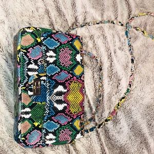Crossbody snake print (rainbow)